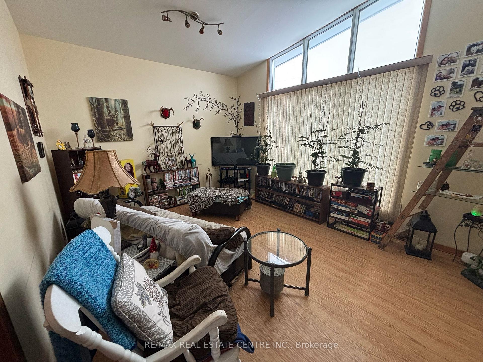Photo 6 of 1401 Lascelle Avenue, Cornwall — HOMEH