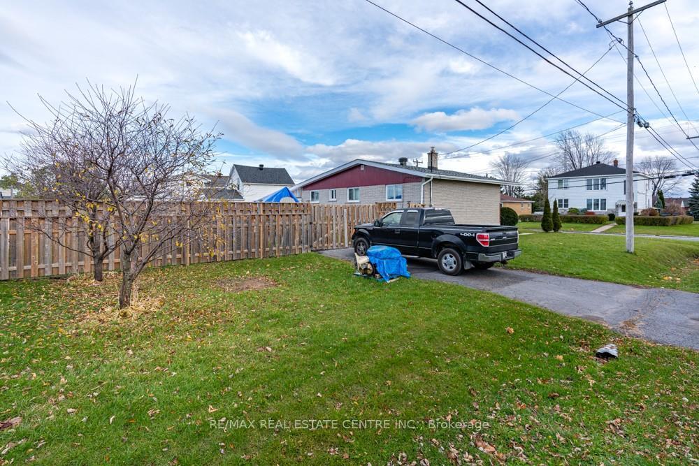 Photo 16 of 1401 Lascelle Avenue, Cornwall — HOMEH