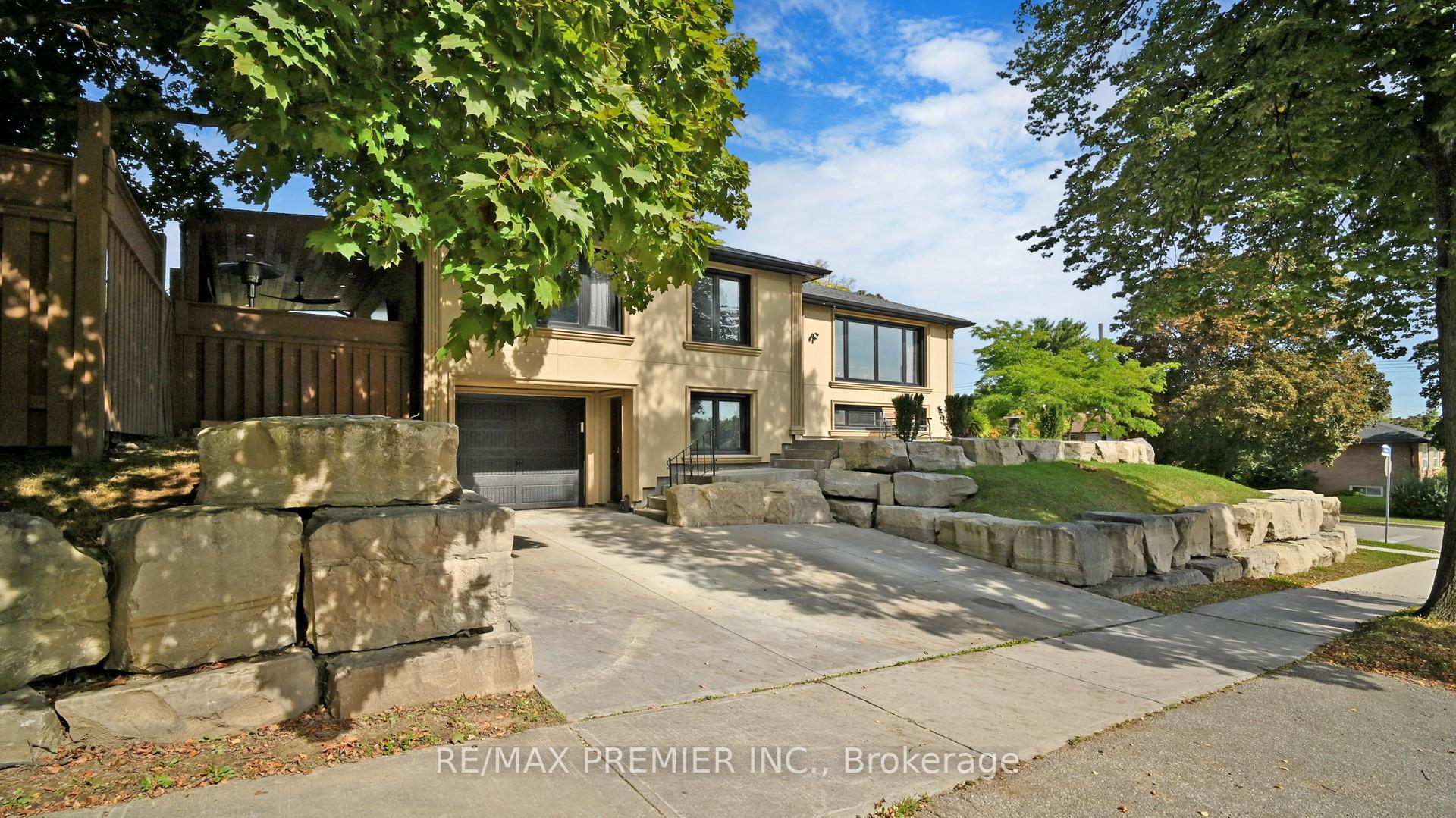 Photo 1 of 64 Alhart Drive, Etobicoke, Thistletown-Beaumonde Heights — HOMEH
