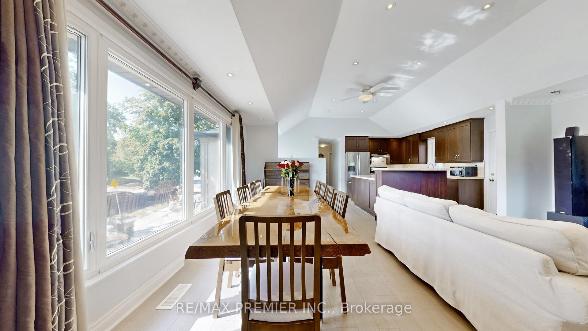 Photo 4 of 64 Alhart Drive, Etobicoke, Thistletown-Beaumonde Heights — HOMEH