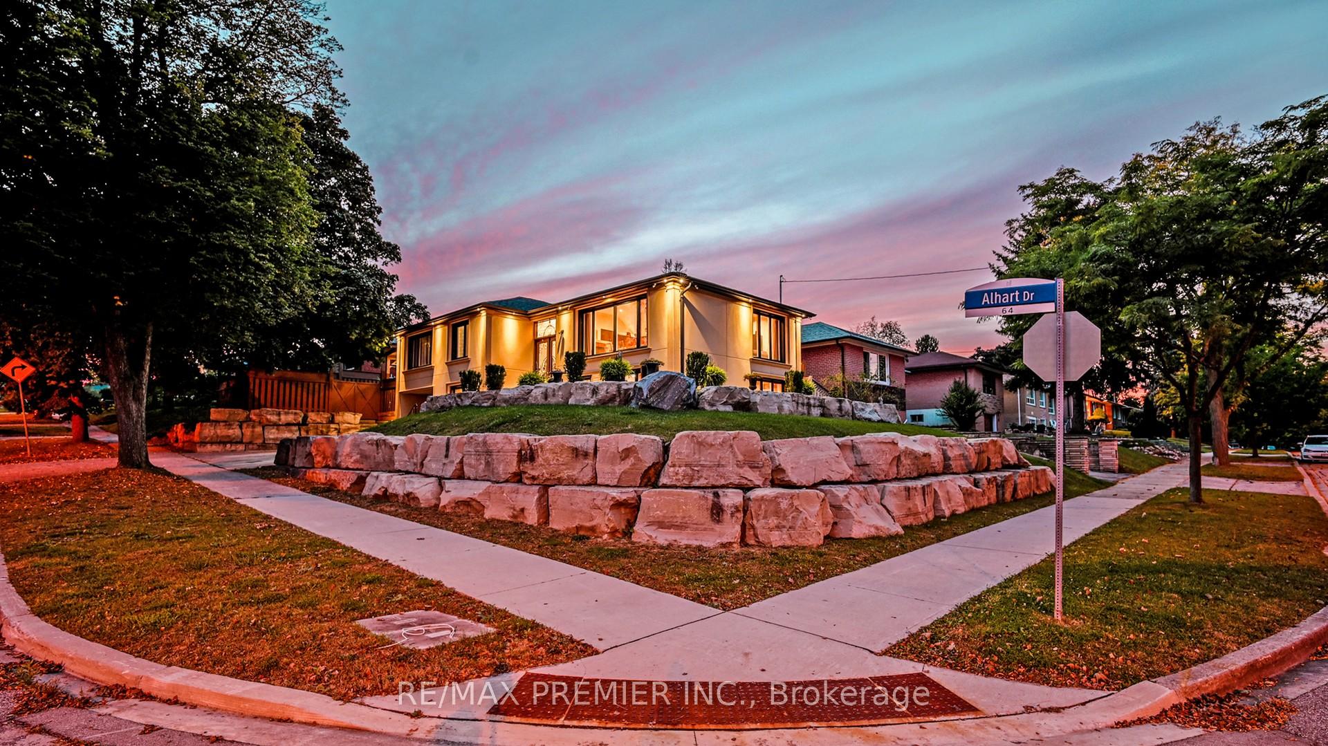 Photo 16 of 64 Alhart Drive, Etobicoke, Thistletown-Beaumonde Heights — HOMEH