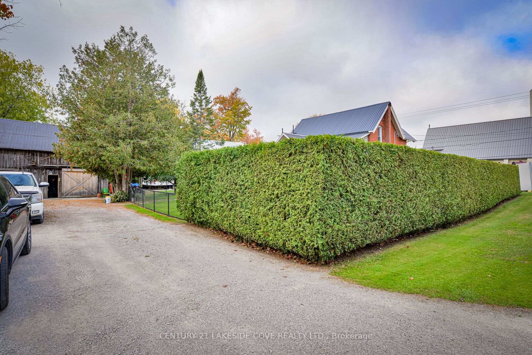 Photo 3 of 2193 Concession 4 Road, Ramara, Brechin — HOMEH