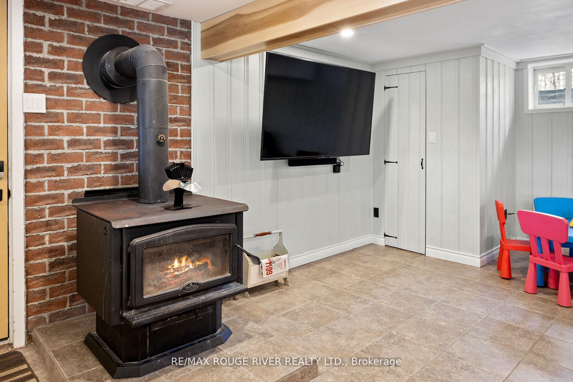 Photo 20 of 1111 Whitehead Farm Road, Gravenhurst, Muskoka (S) — HOMEH