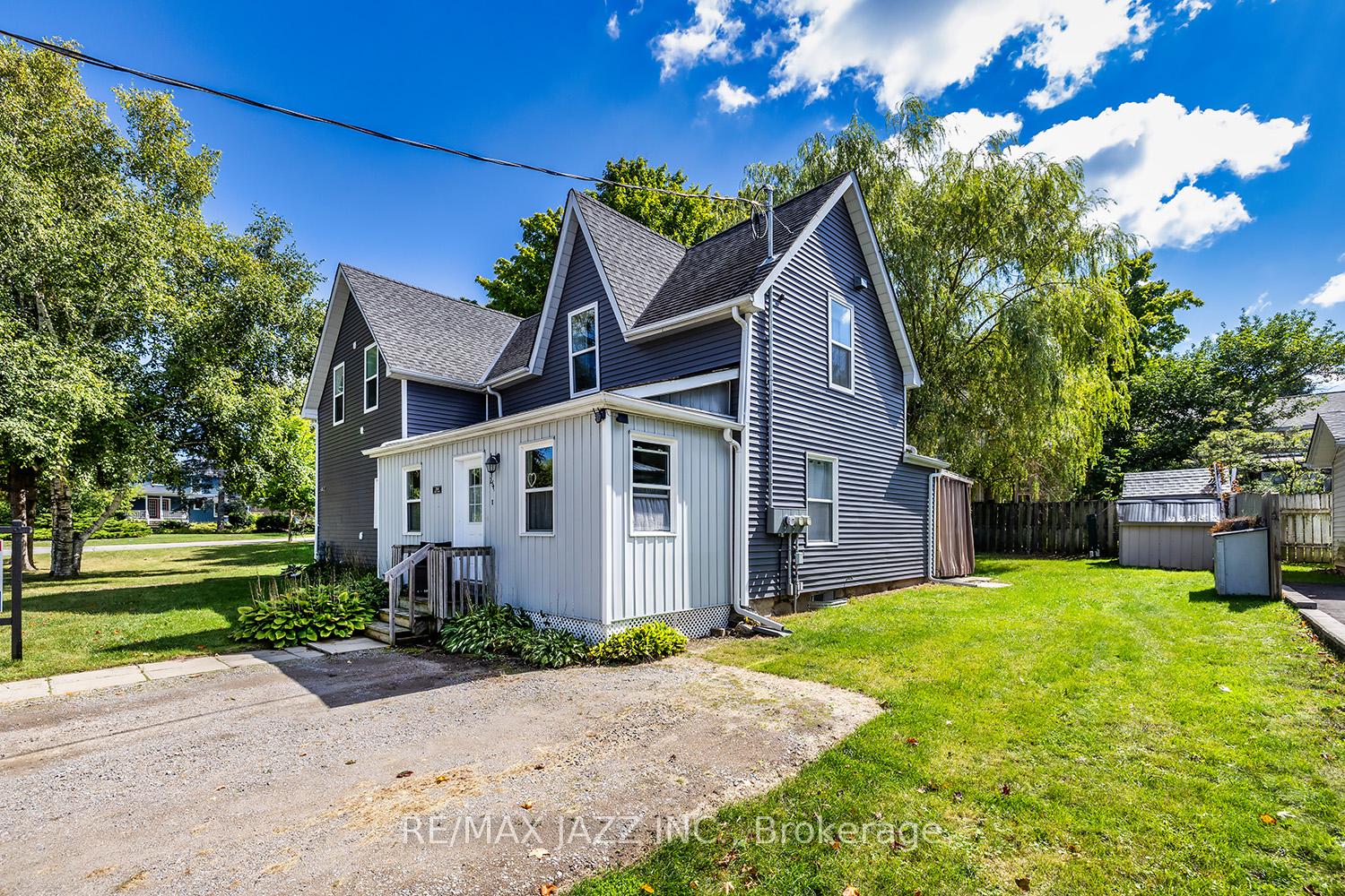 Photo 2 of 264 Mary Street, Scugog, Port Perry — HOMEH