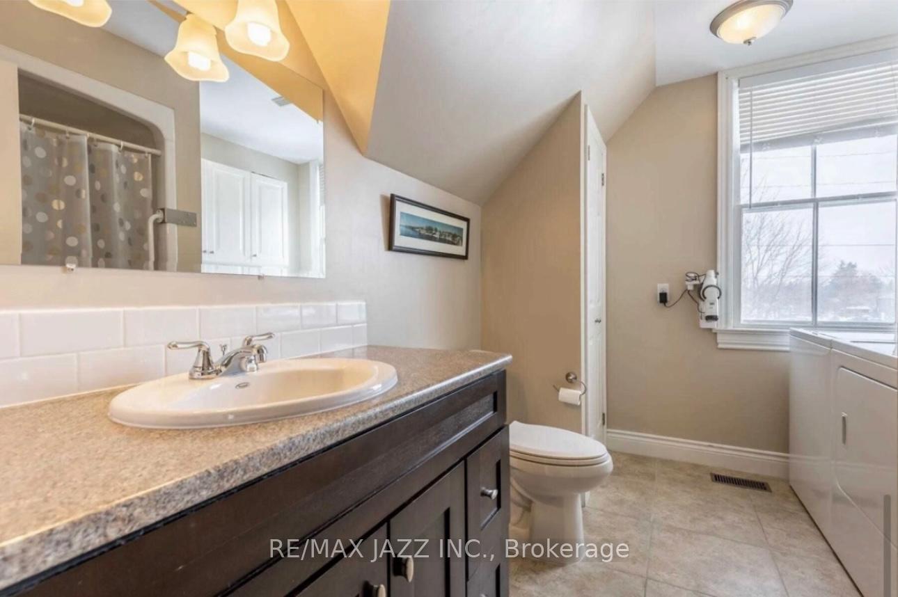 Photo 10 of 264 Mary Street, Scugog, Port Perry — HOMEH