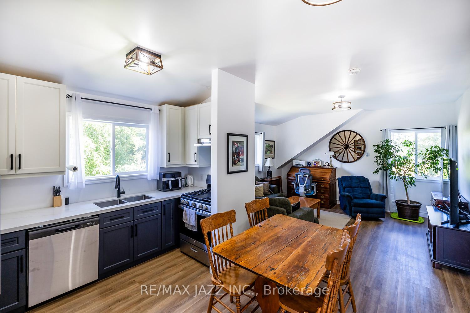 Photo 18 of 264 Mary Street, Scugog, Port Perry — HOMEH