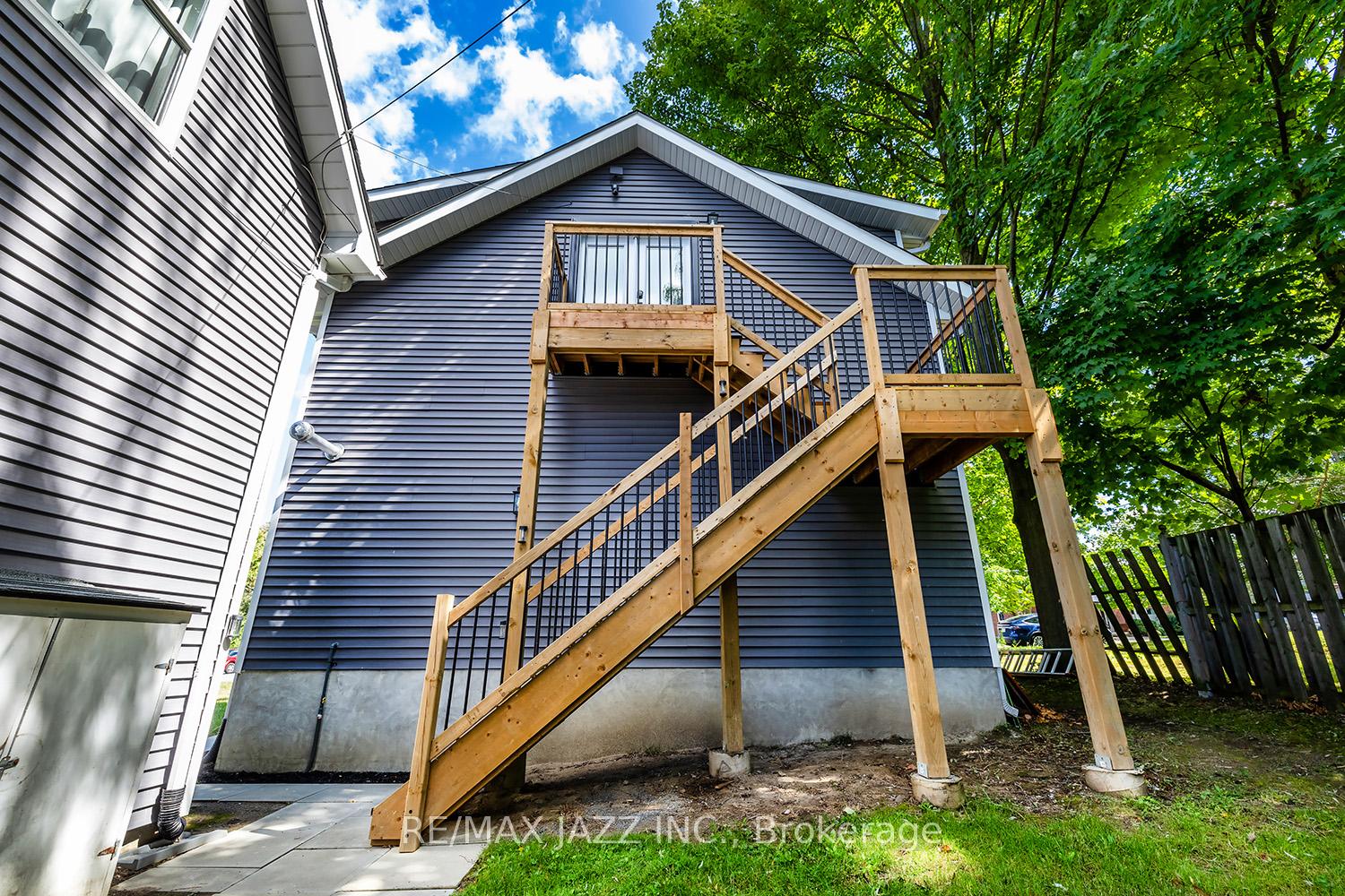 Photo 29 of 264 Mary Street, Scugog, Port Perry — HOMEH