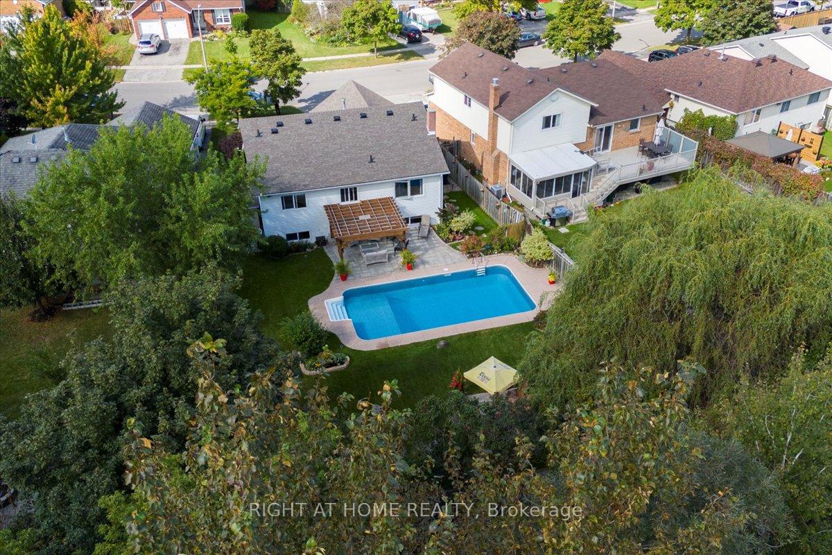 Photo 30 of 116 Herrell Avenue, Barrie, Painswick North — HOMEH