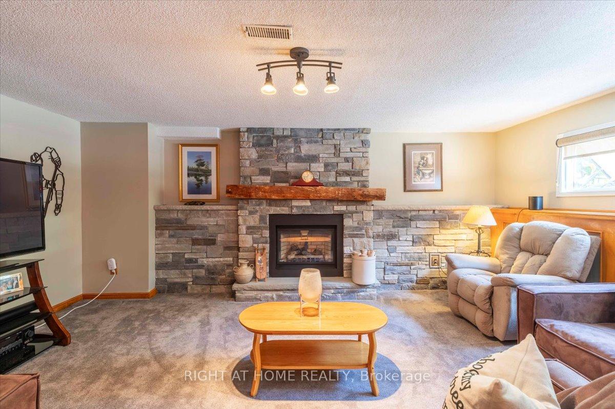 Photo 19 of 116 Herrell Avenue, Barrie, Painswick North — HOMEH
