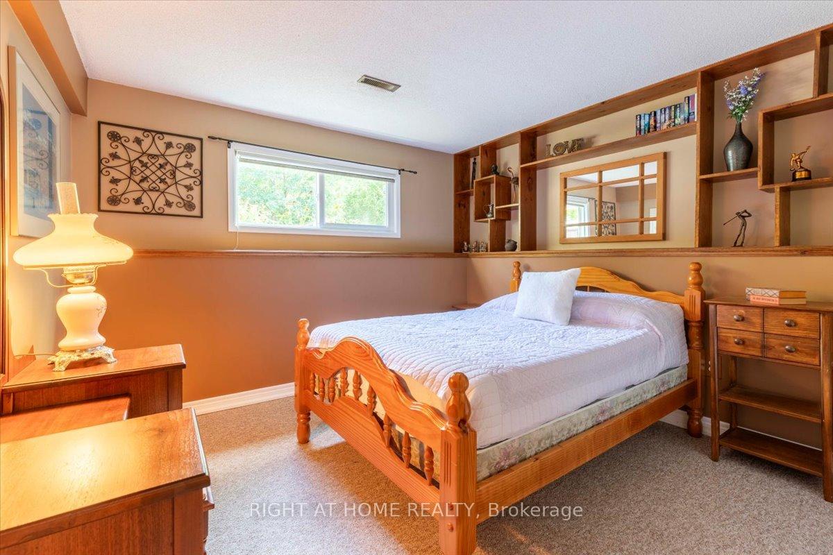 Photo 26 of 116 Herrell Avenue, Barrie, Painswick North — HOMEH