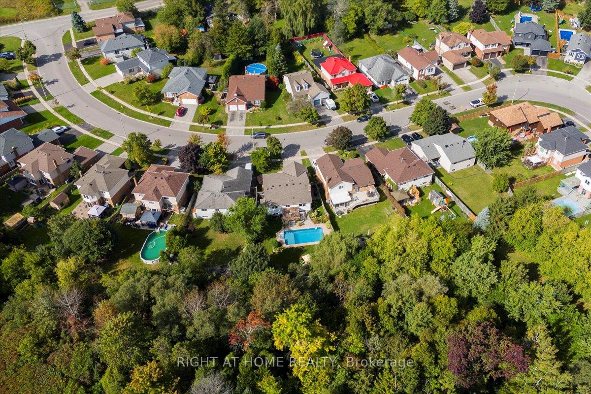 Photo 29 of 116 Herrell Avenue, Barrie, Painswick North — HOMEH
