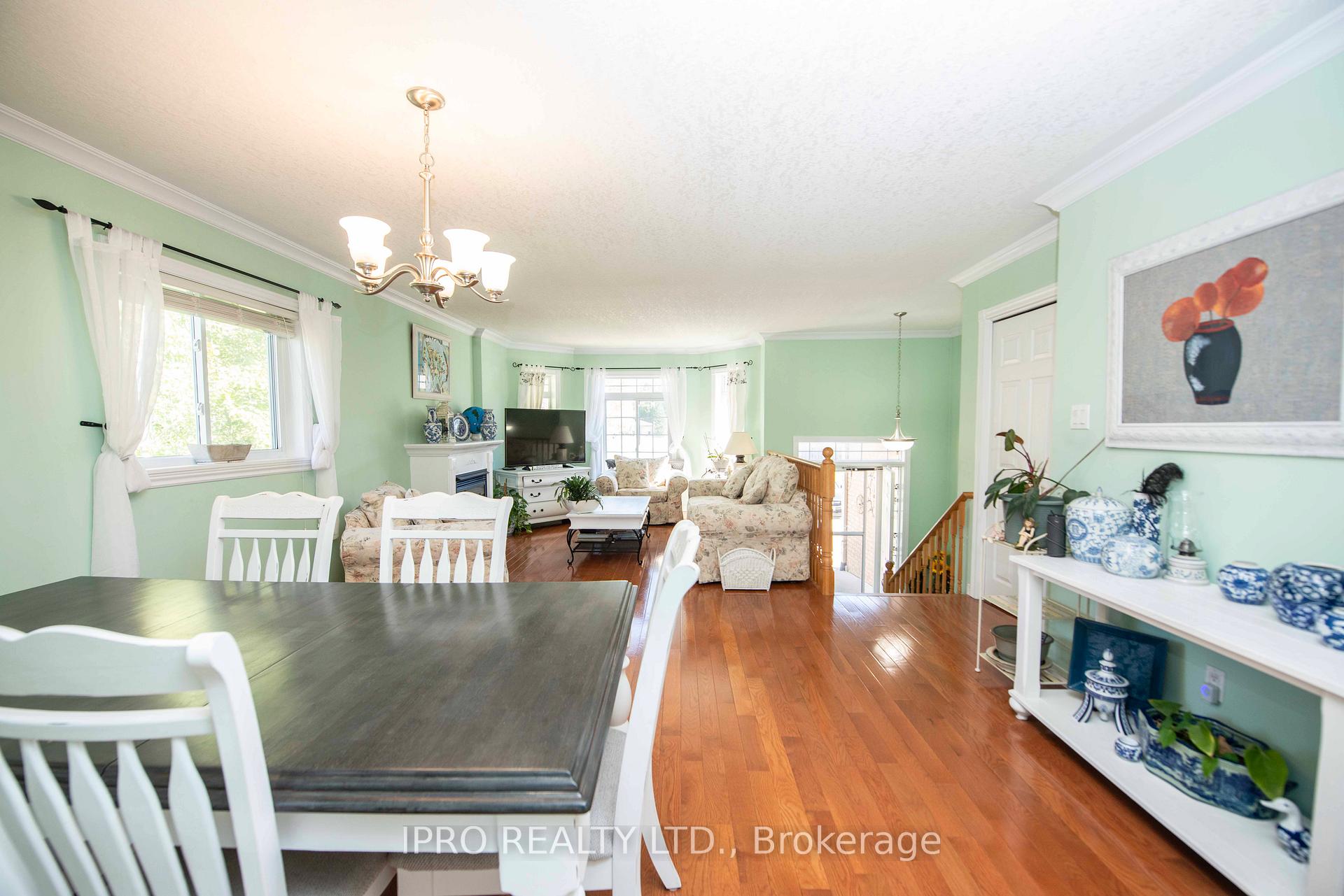 Photo 4 of 128 Smallman Drive, Wasaga Beach — HOMEH