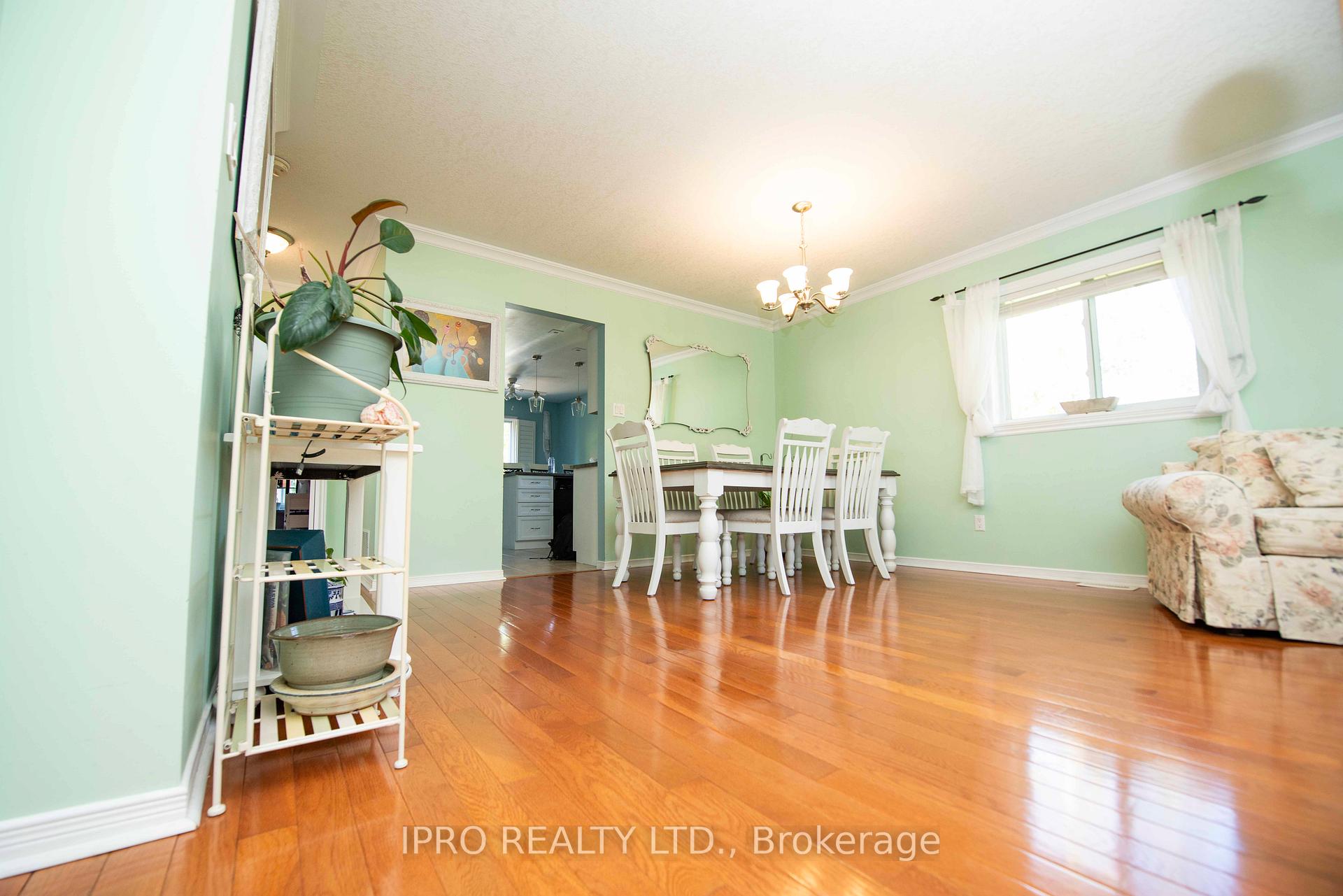 Photo 12 of 128 Smallman Drive, Wasaga Beach — HOMEH