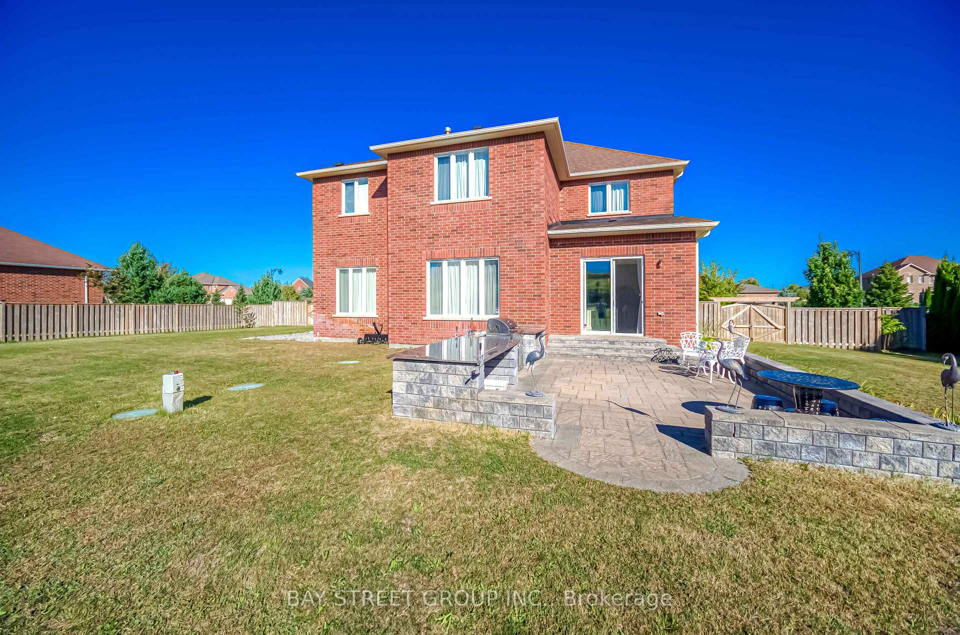Photo 25 of 53 Stonesthrow Crescent, Uxbridge, Rural Uxbridge — HOMEH