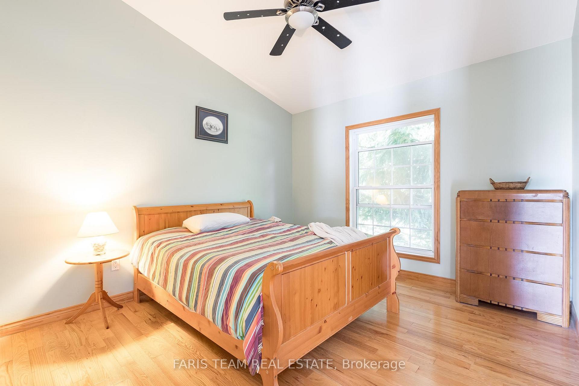 Photo 9 of 2140 Old Second Road S, Springwater, Midhurst — HOMEH