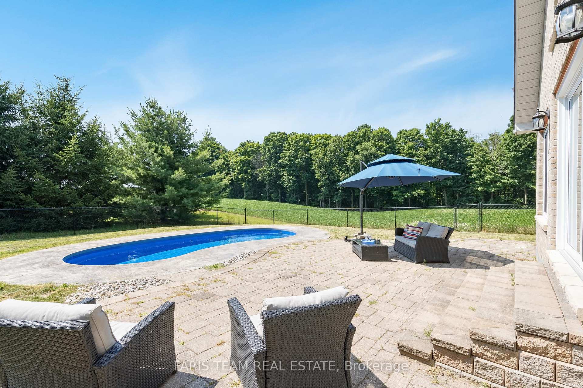 Photo 21 of 2140 Old Second Road S, Springwater, Midhurst — HOMEH