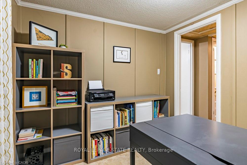 Photo 23 of 6 Begue Street, Hamilton, Dundas — HOMEH