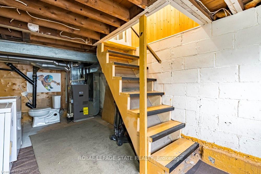Photo 32 of 6 Begue Street, Hamilton, Dundas — HOMEH