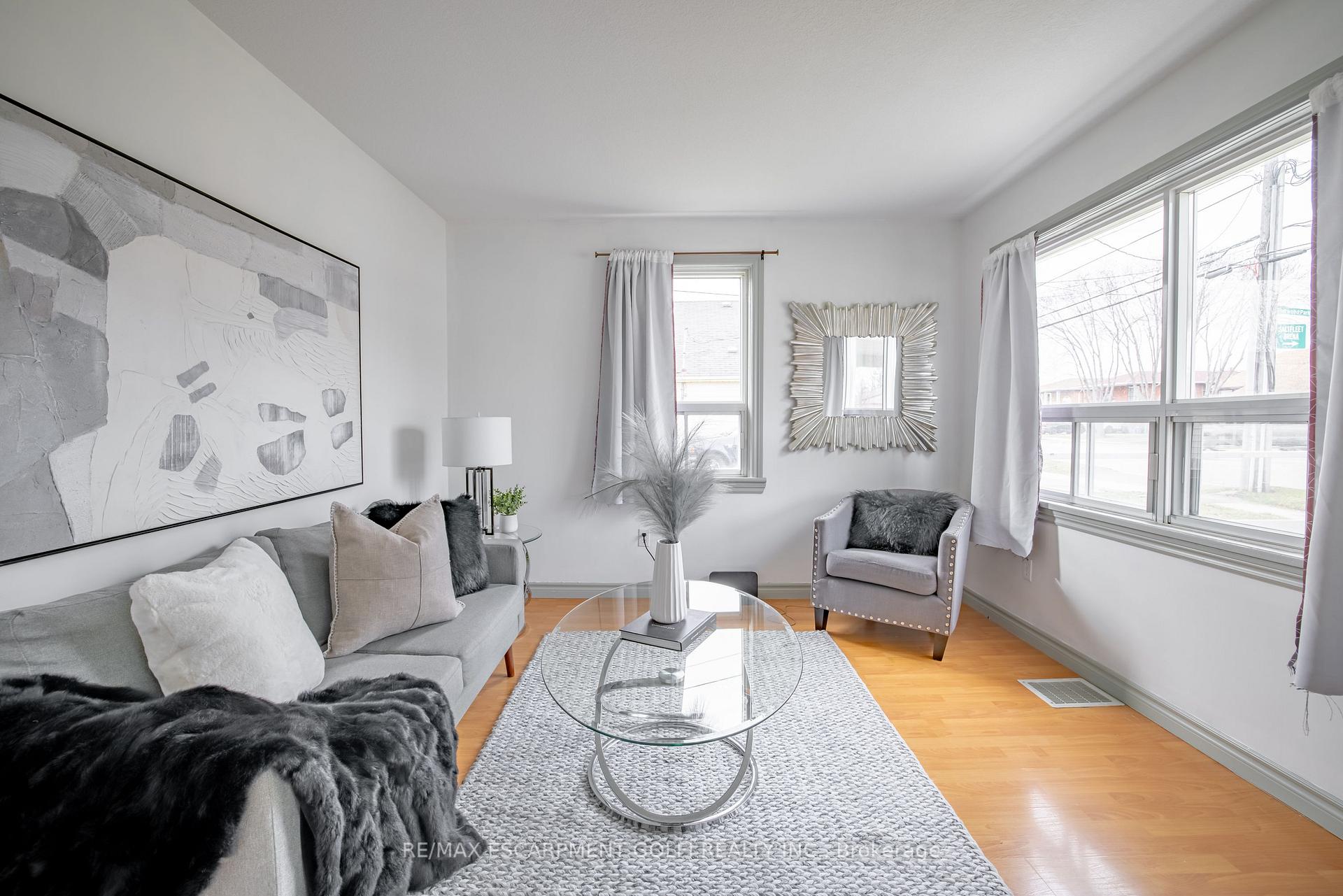 Photo 5 of 248 Fruitland Road, Hamilton, Stoney Creek — HOMEH