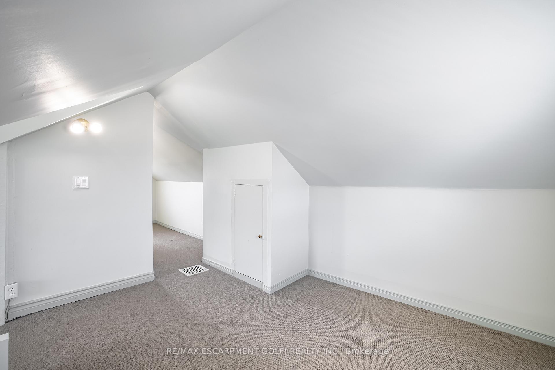 Photo 18 of 248 Fruitland Road, Hamilton, Stoney Creek — HOMEH