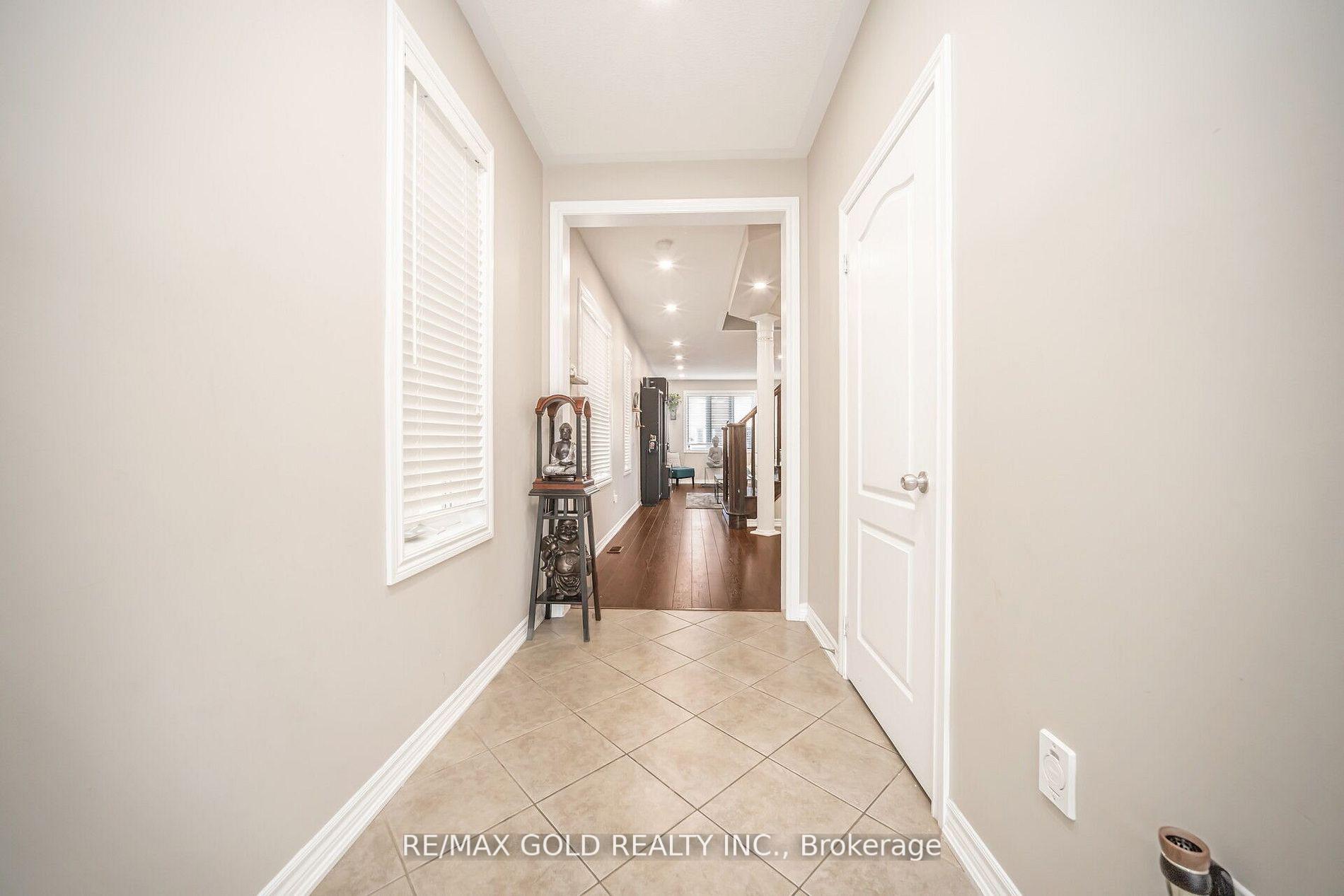 Photo 5 of 30 Benadir Avenue N, Caledon, Rural Caledon — HOMEH