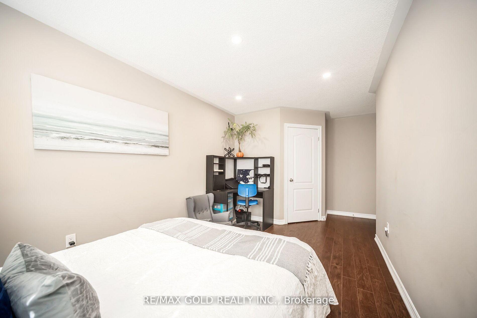 Photo 33 of 30 Benadir Avenue N, Caledon, Rural Caledon — HOMEH