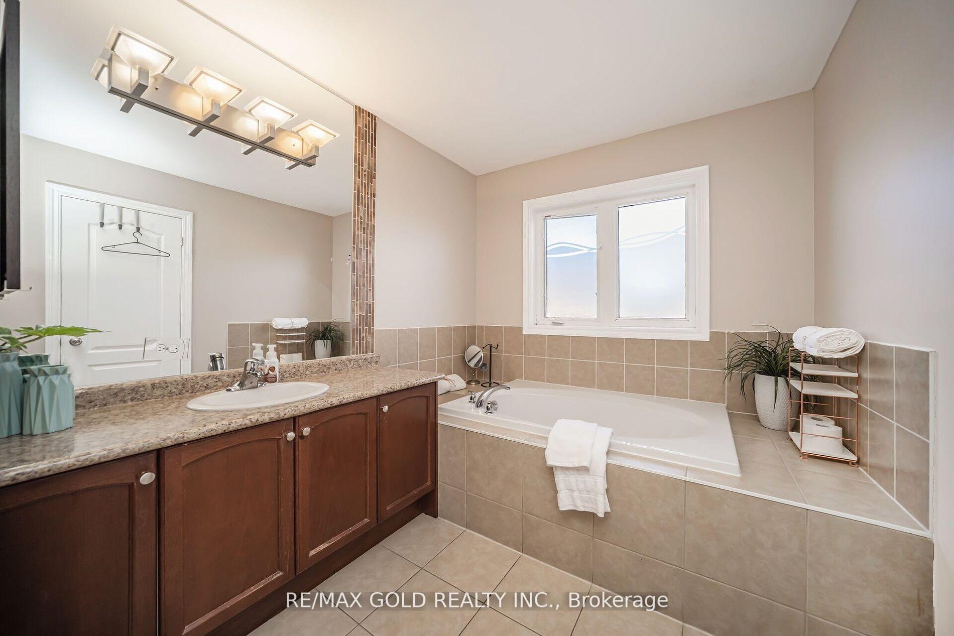 Photo 36 of 30 Benadir Avenue N, Caledon, Rural Caledon — HOMEH