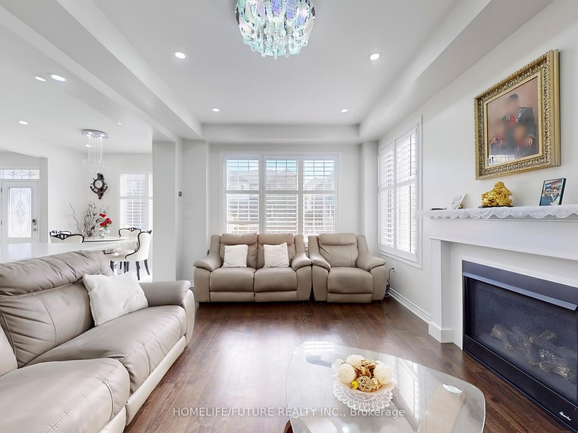 Photo 7 of 2427 Moonlight Crescent, Pickering, Rural Pickering — HOMEH