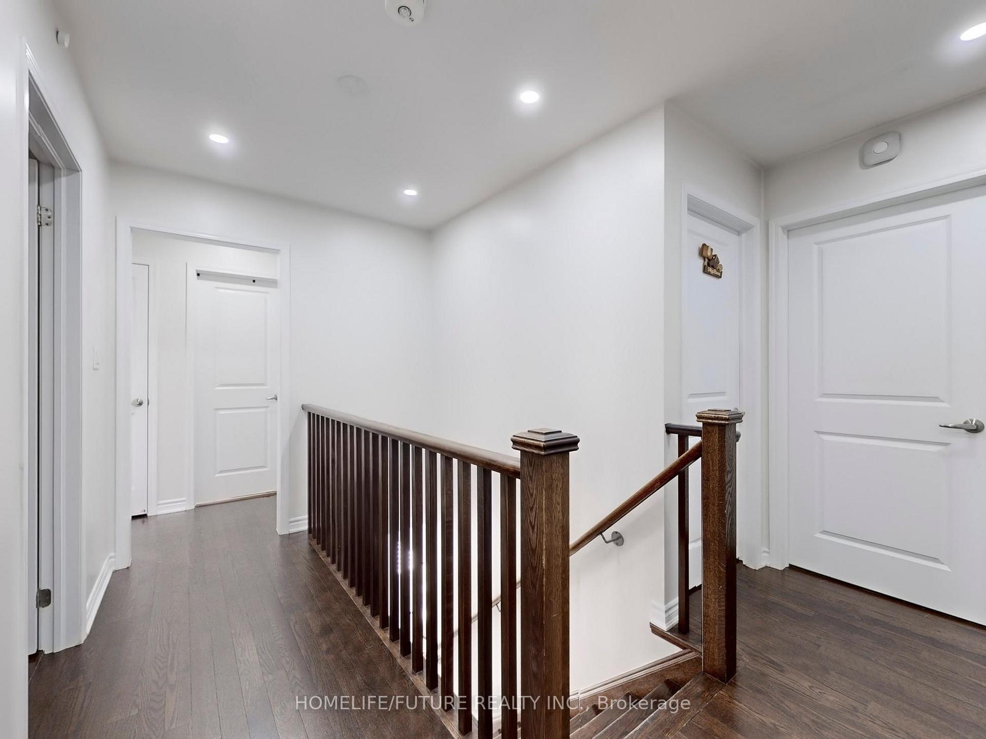 Photo 13 of 2427 Moonlight Crescent, Pickering, Rural Pickering — HOMEH