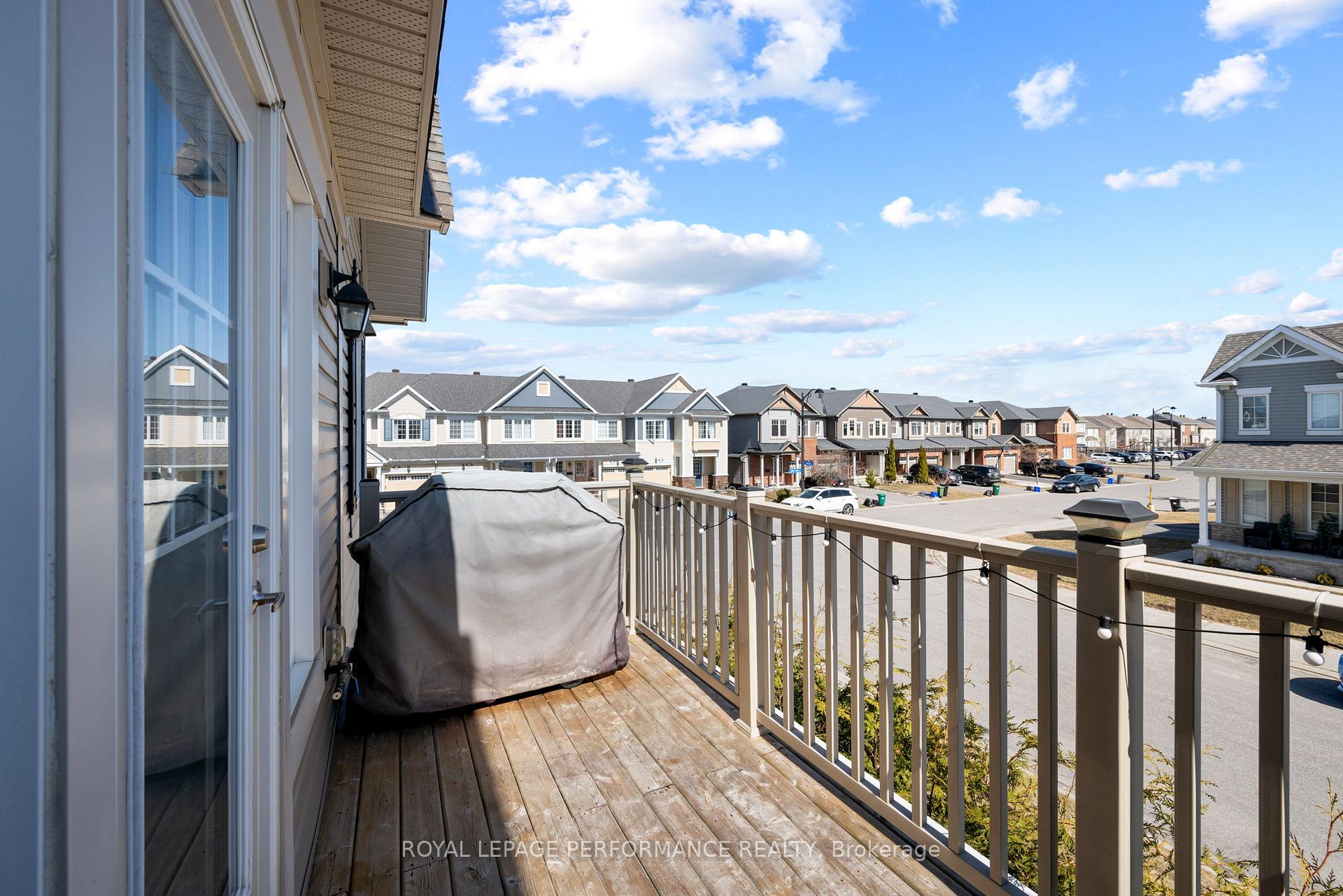 Photo 8 of 421 White Arctic Avenue, Ottawa, Barrhaven - Half Moon Bay — HOMEH