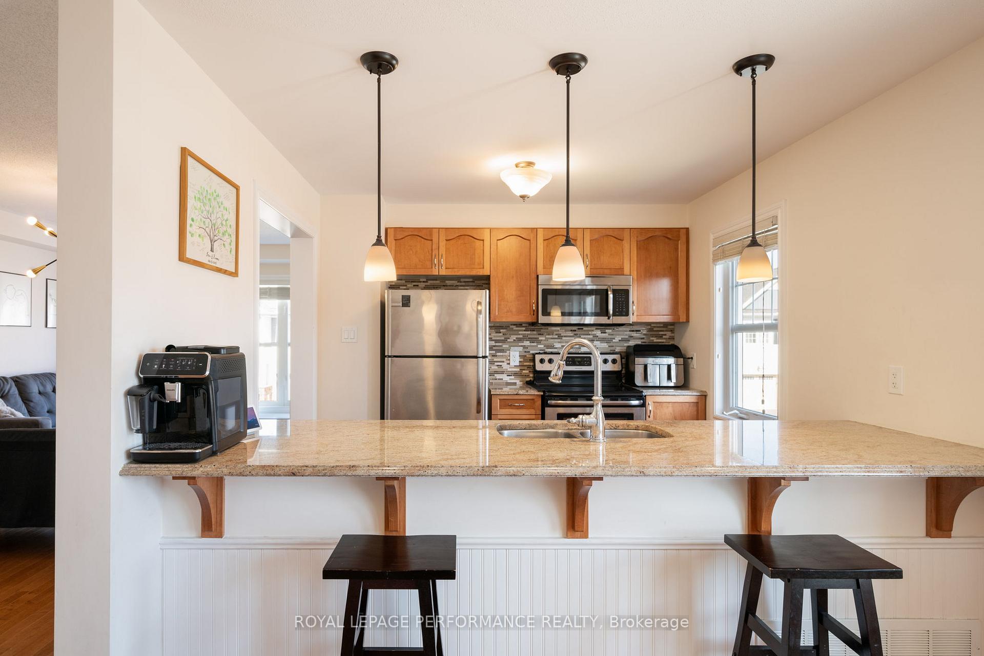 Photo 12 of 421 White Arctic Avenue, Ottawa, Barrhaven - Half Moon Bay — HOMEH