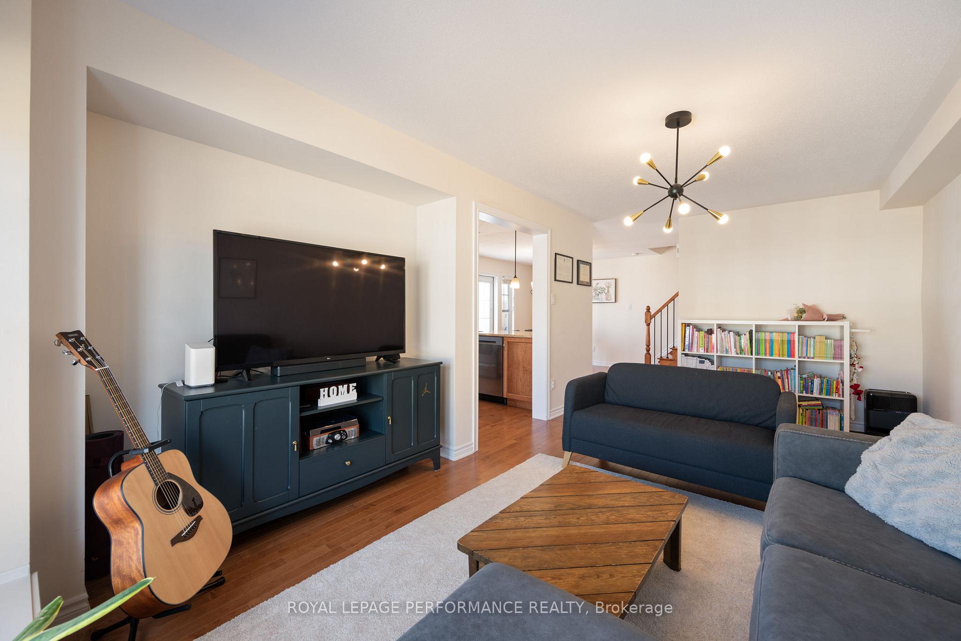 Photo 19 of 421 White Arctic Avenue, Ottawa, Barrhaven - Half Moon Bay — HOMEH
