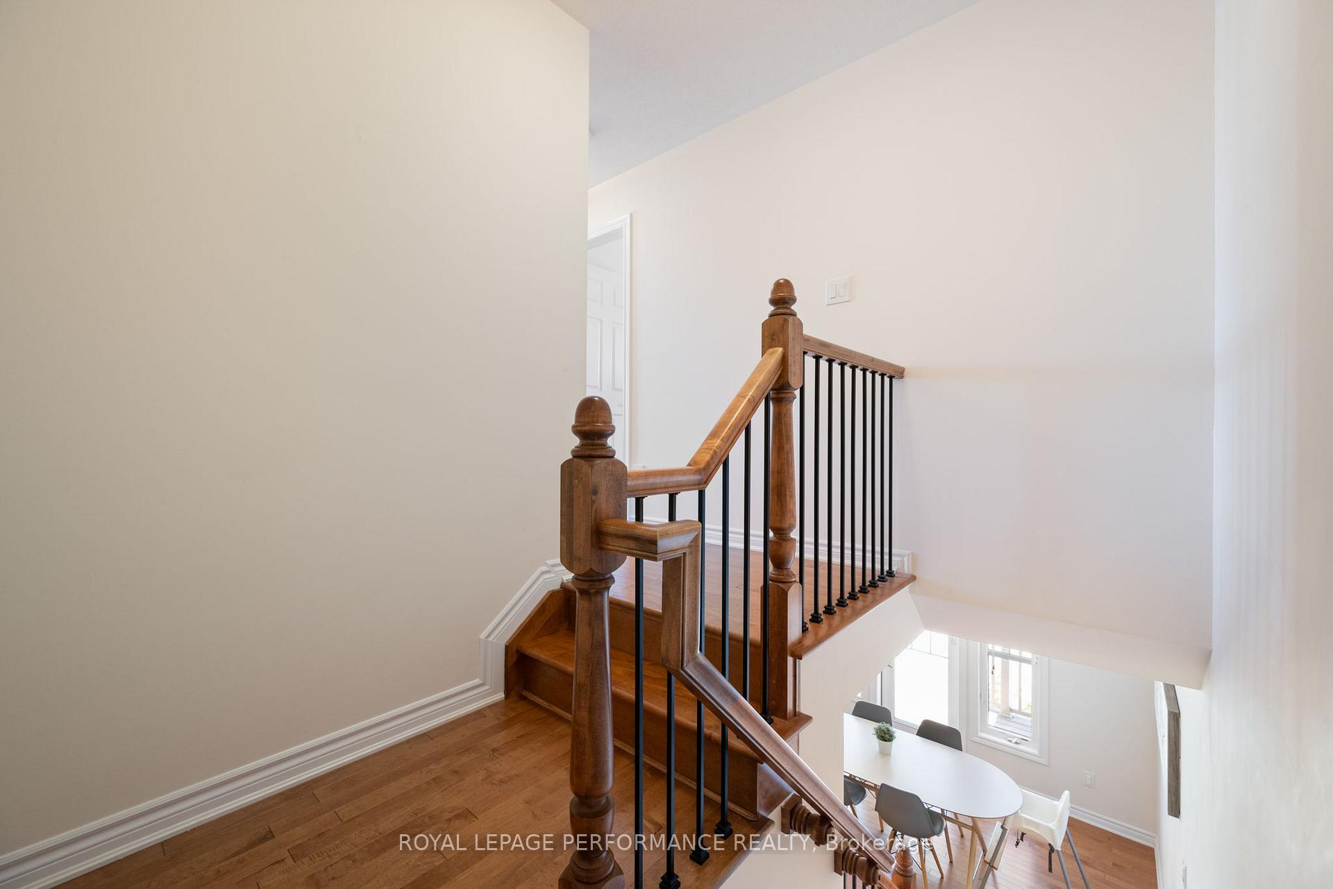 Photo 24 of 421 White Arctic Avenue, Ottawa, Barrhaven - Half Moon Bay — HOMEH