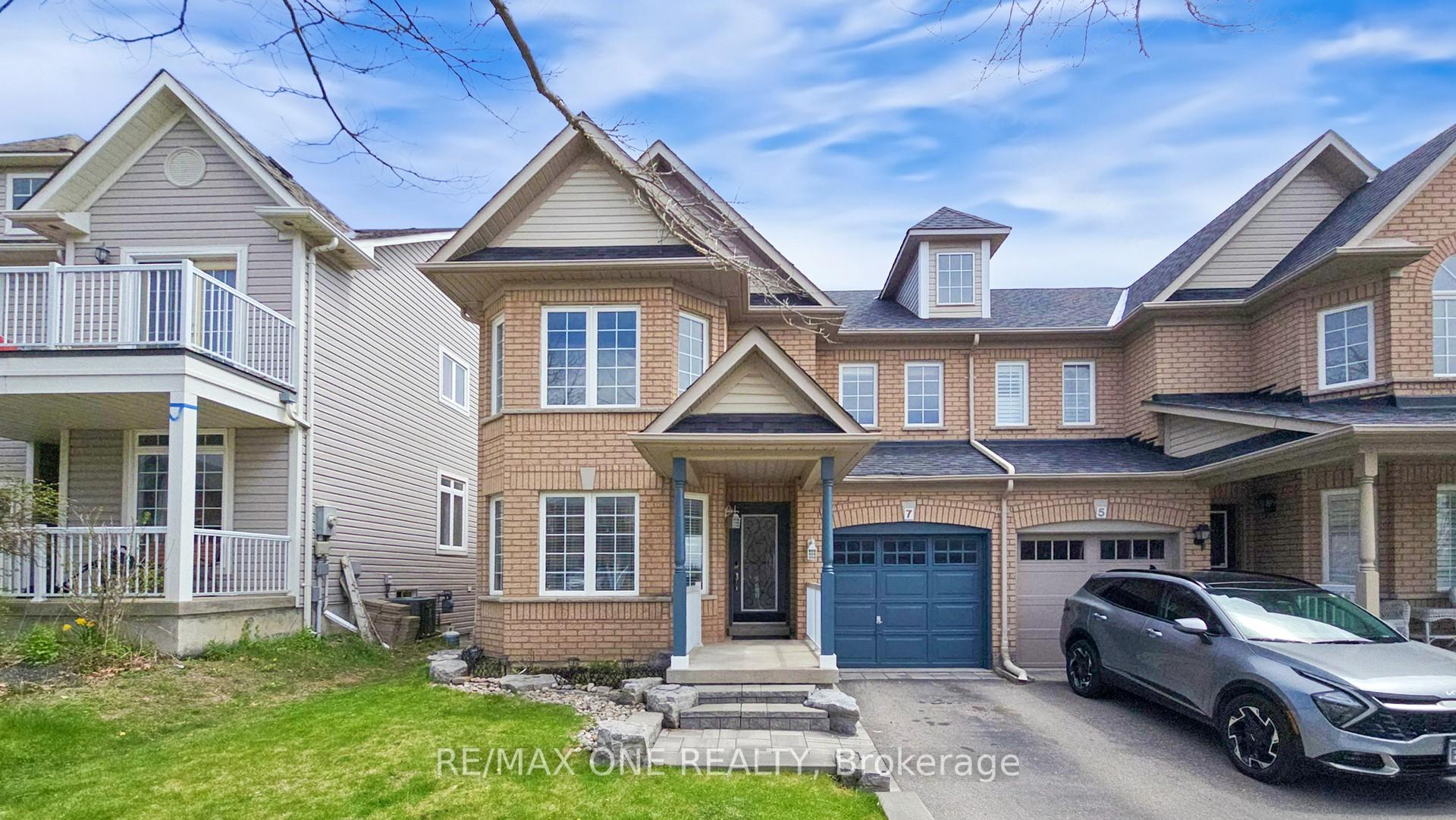Front of 7 Laurendale Avenue