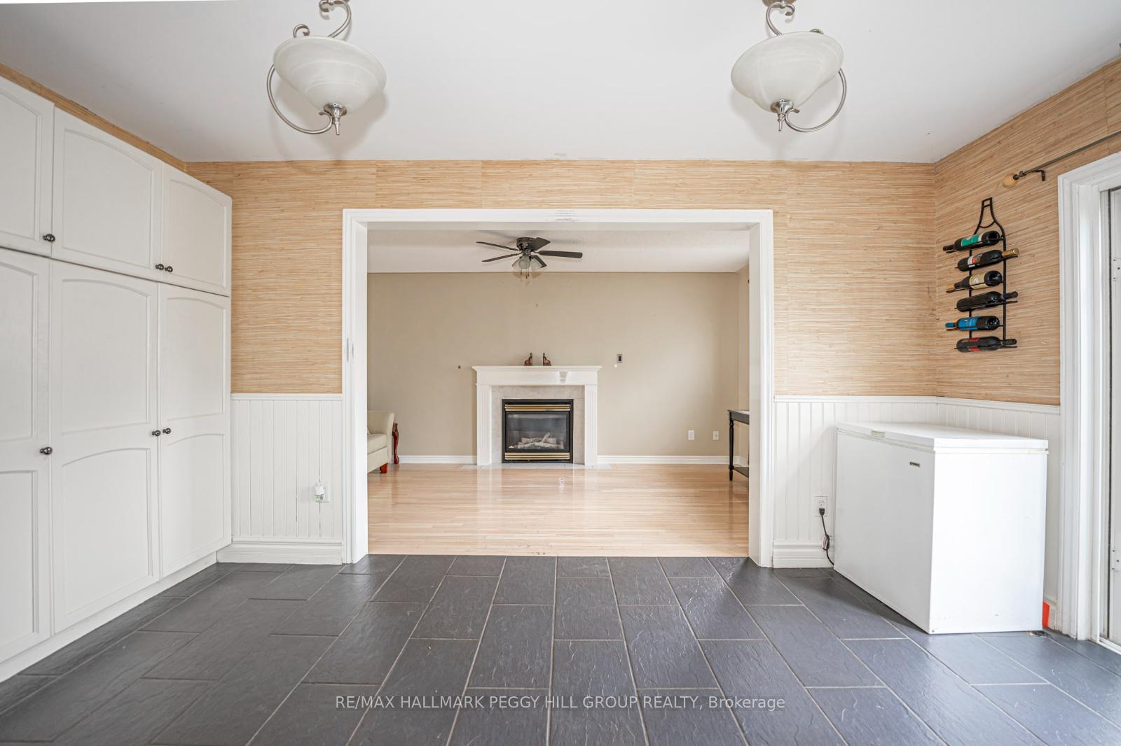 Photo 11 of 5 Michael Crescent, Barrie, East Bayfield — HOMEH