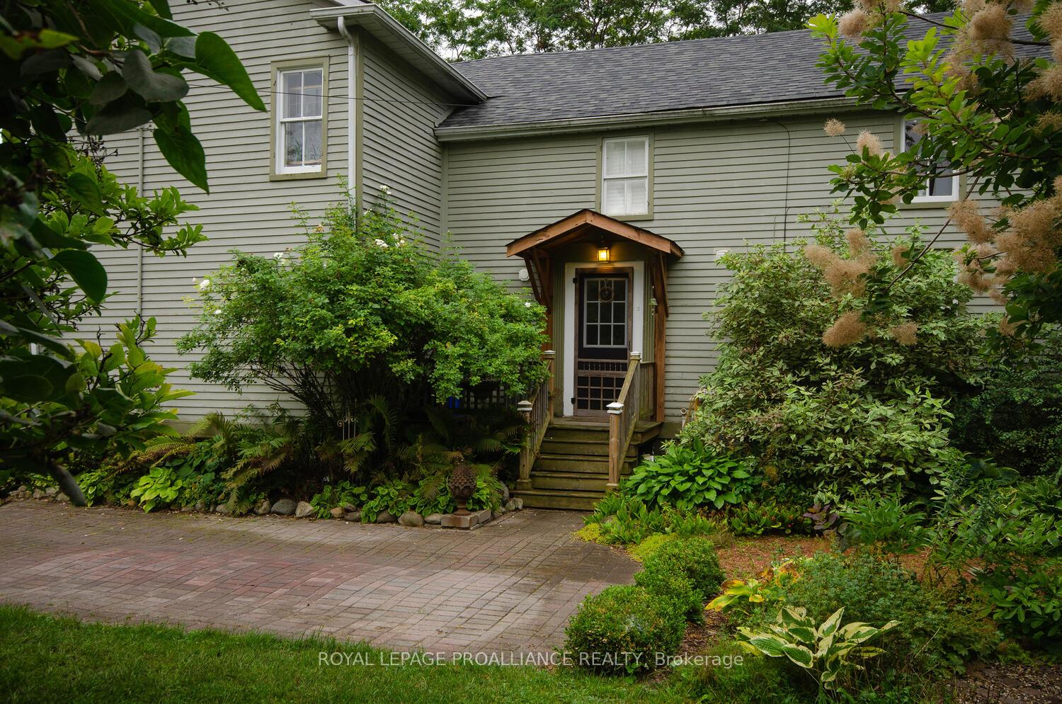 Photo 4 of 84 Cavan Street, Port Hope — HOMEH