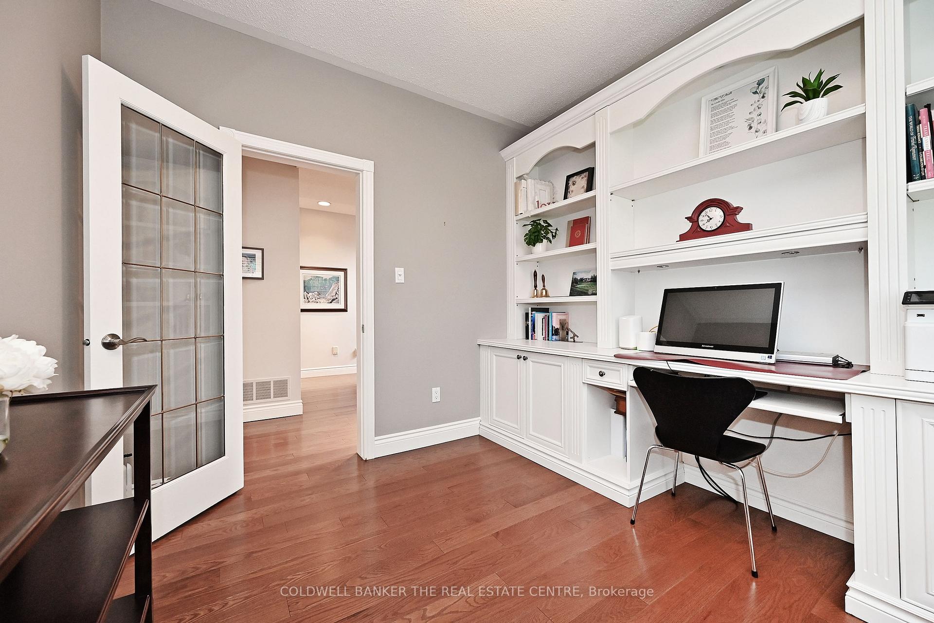Photo 20 of 92 Carlyle Crescent, Aurora, Aurora Highlands — HOMEH