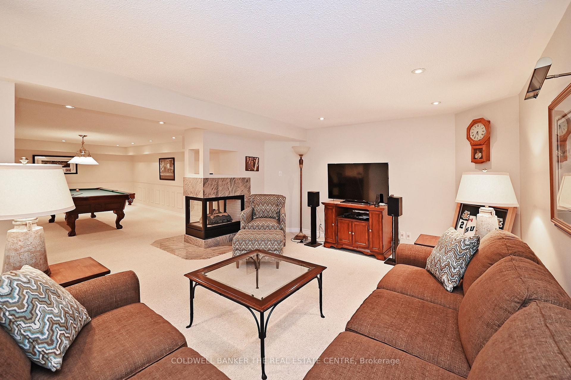 Photo 16 of 92 Carlyle Crescent, Aurora, Aurora Highlands — HOMEH