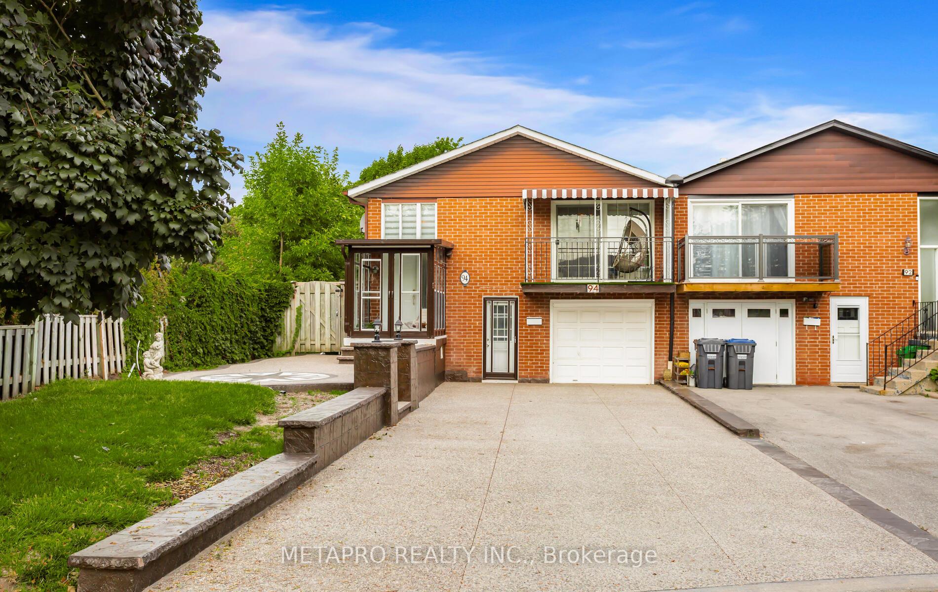 Front of 94 Montjoy Crescent