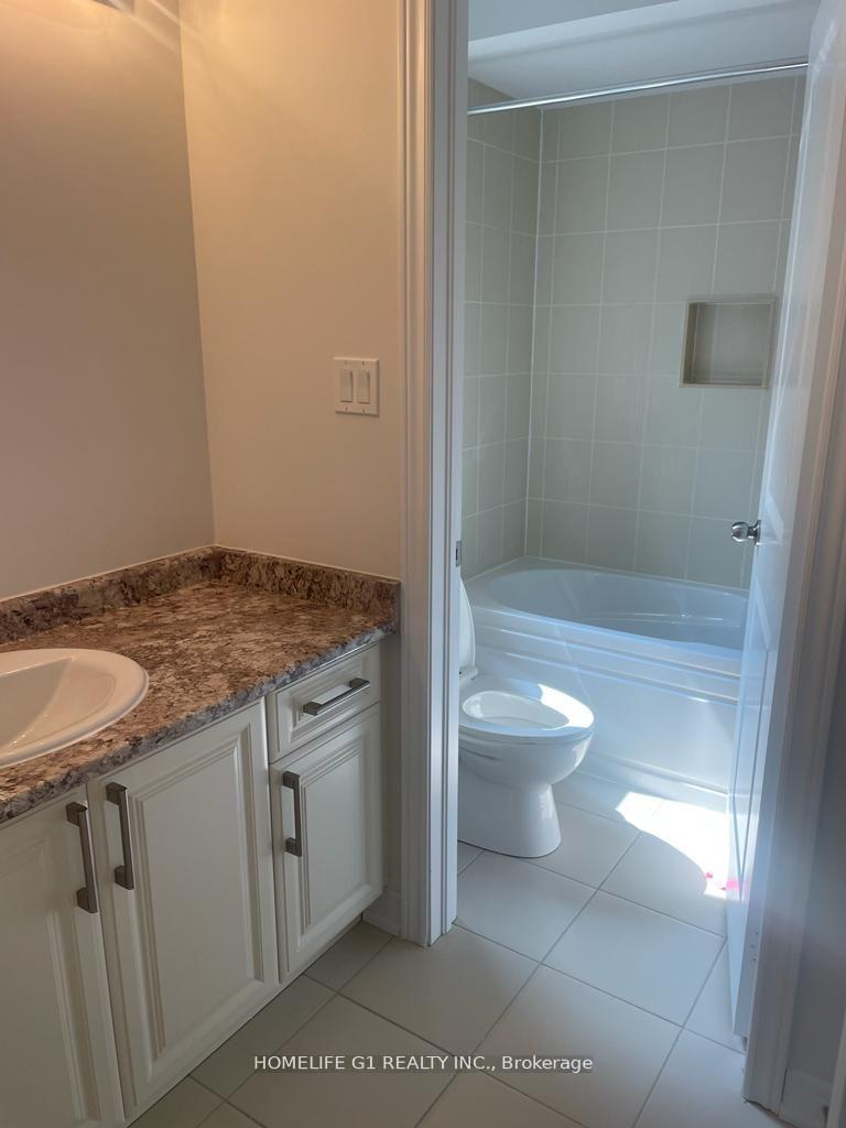 Photo 16 of 416 Black Cherry Crescent, Shelburne — HOMEH