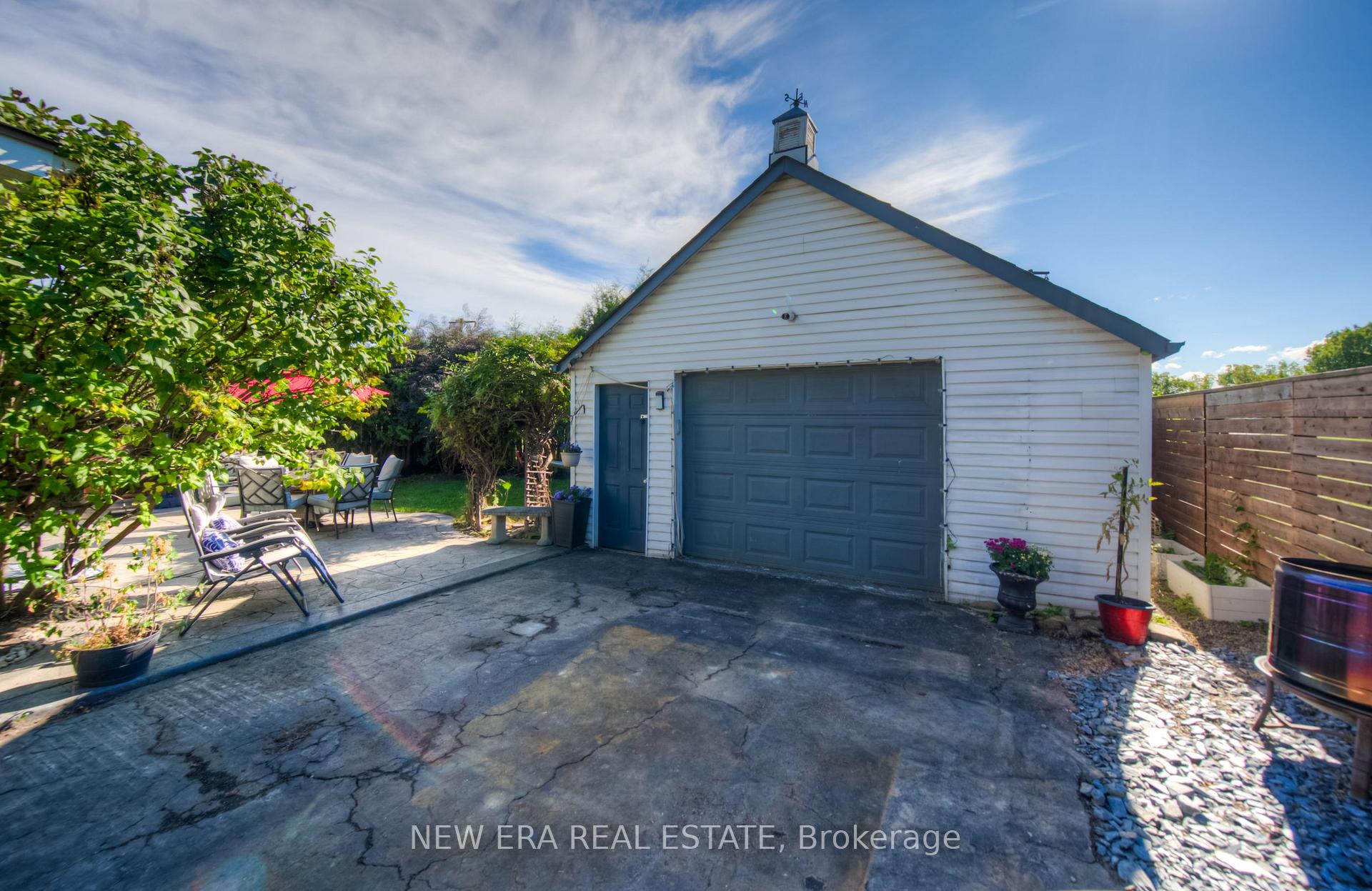 Photo 7 of 127 Nash Road S, Hamilton, Greenford — HOMEH