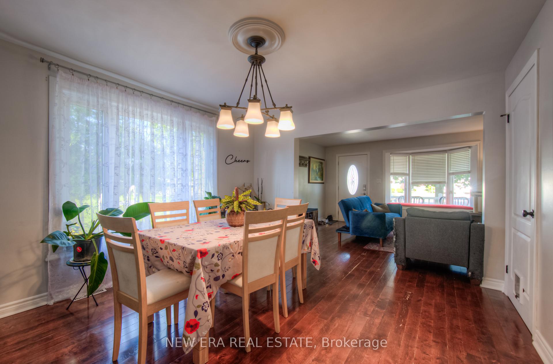 Photo 15 of 127 Nash Road S, Hamilton, Greenford — HOMEH