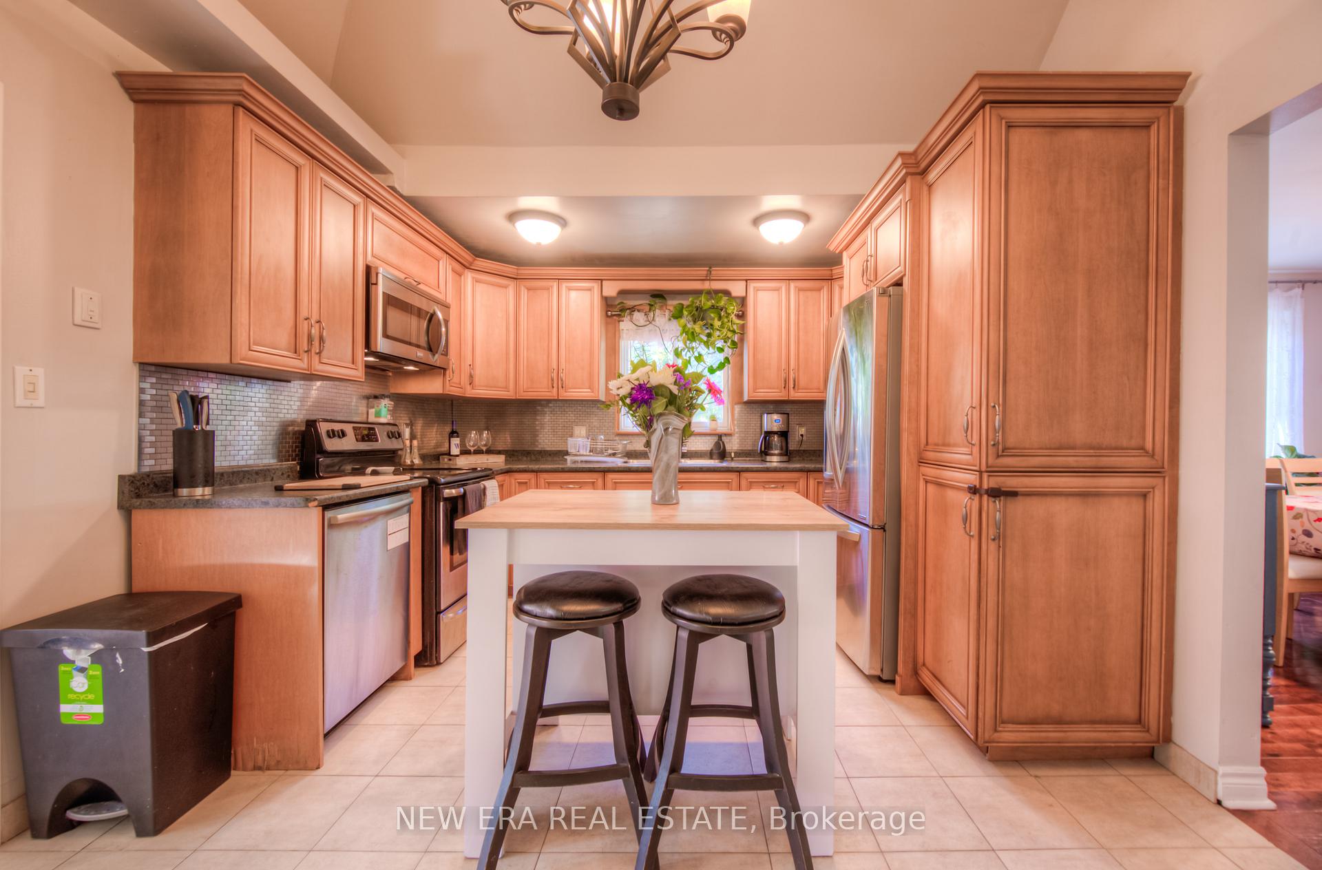 Photo 29 of 127 Nash Road S, Hamilton, Greenford — HOMEH