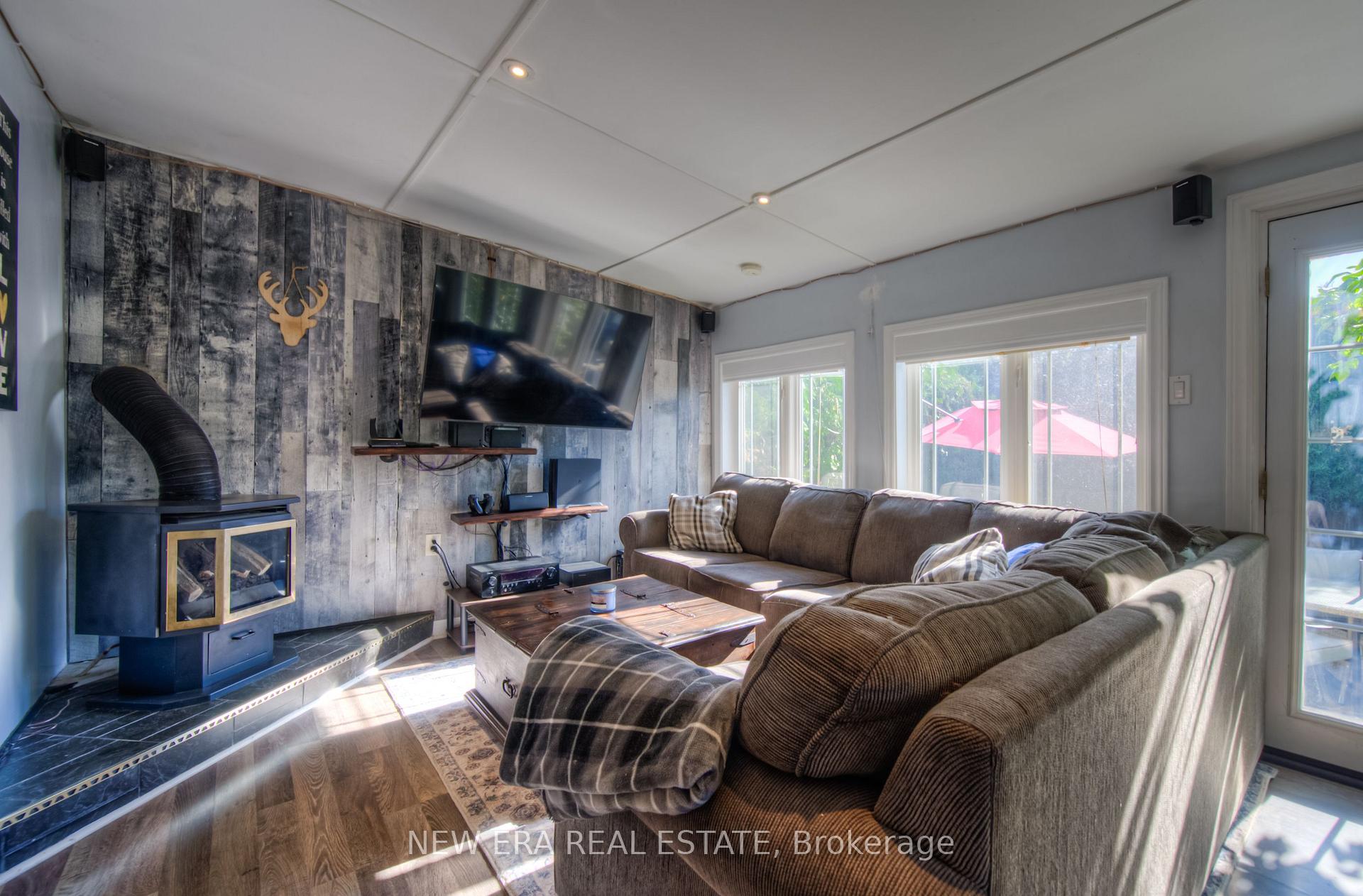 Photo 11 of 127 Nash Road S, Hamilton, Greenford — HOMEH
