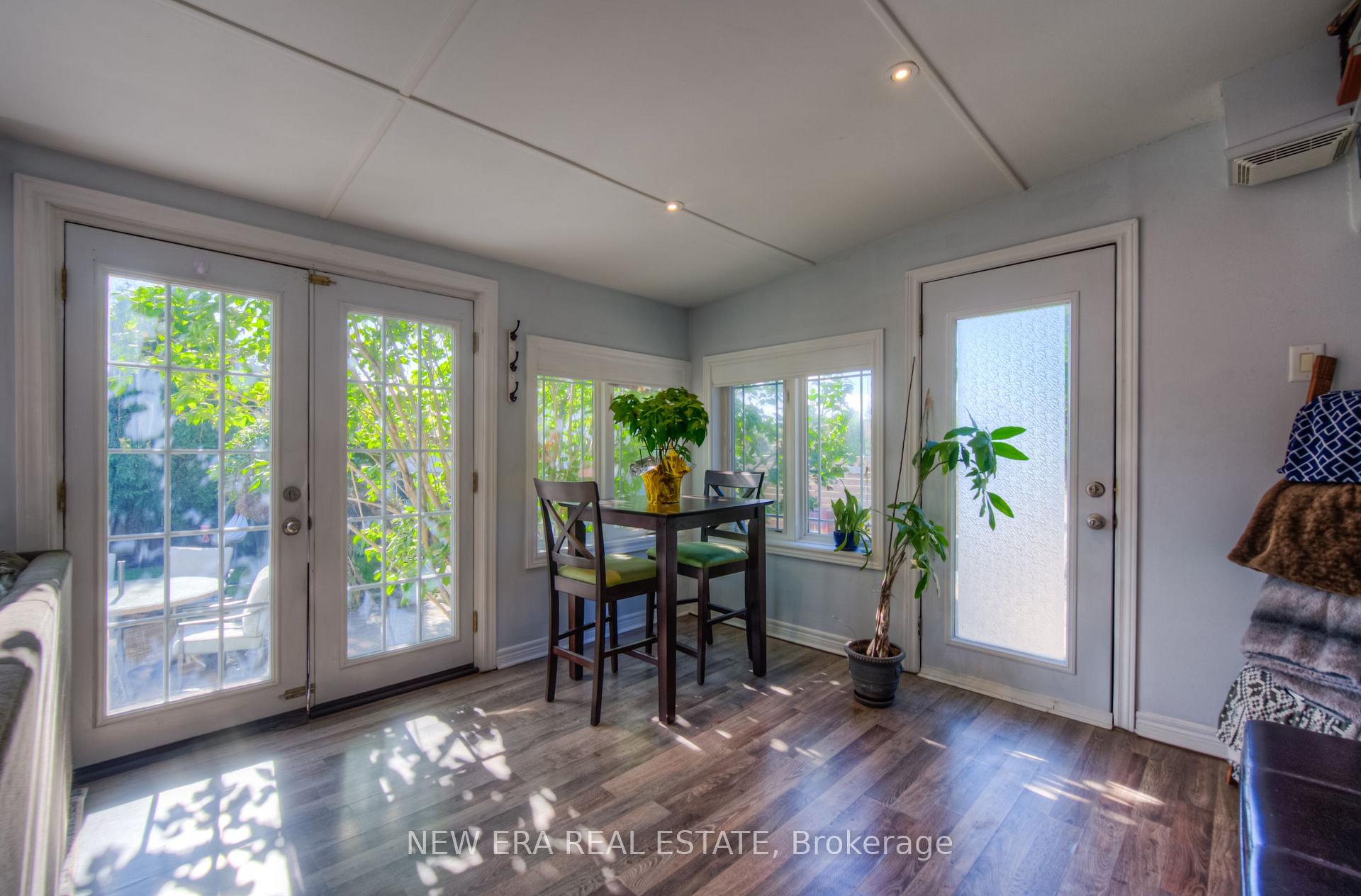 Photo 16 of 127 Nash Road S, Hamilton, Greenford — HOMEH