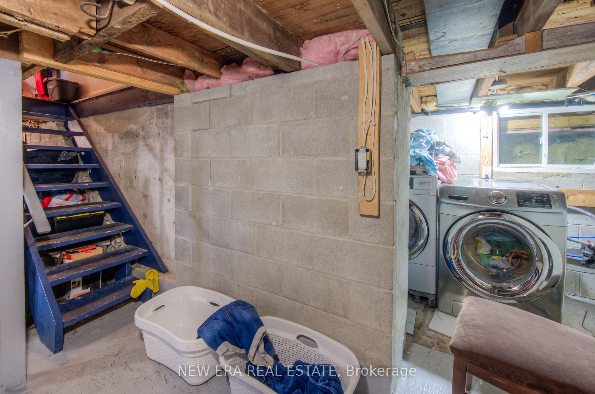 Photo 20 of 127 Nash Road S, Hamilton, Greenford — HOMEH