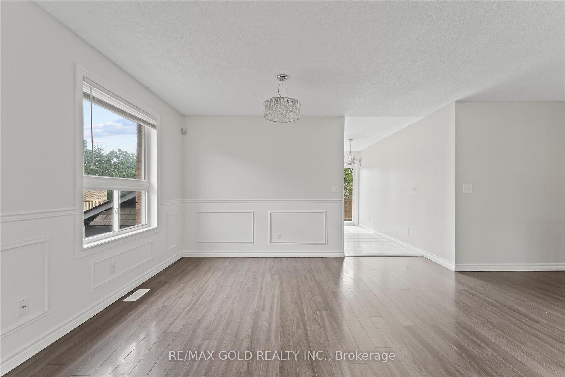 Photo 23 of 3163 Fletcher Crescent, Windsor — HOMEH