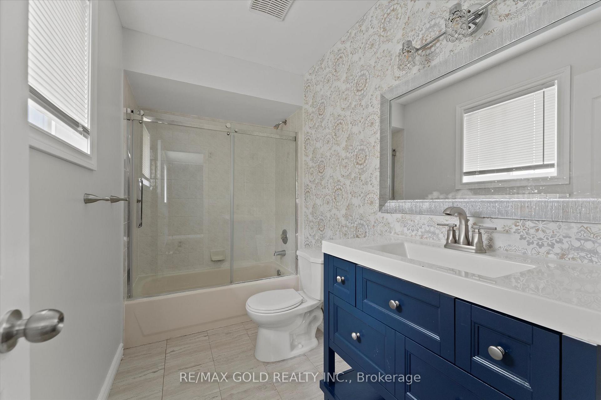 Photo 17 of 3163 Fletcher Crescent, Windsor — HOMEH