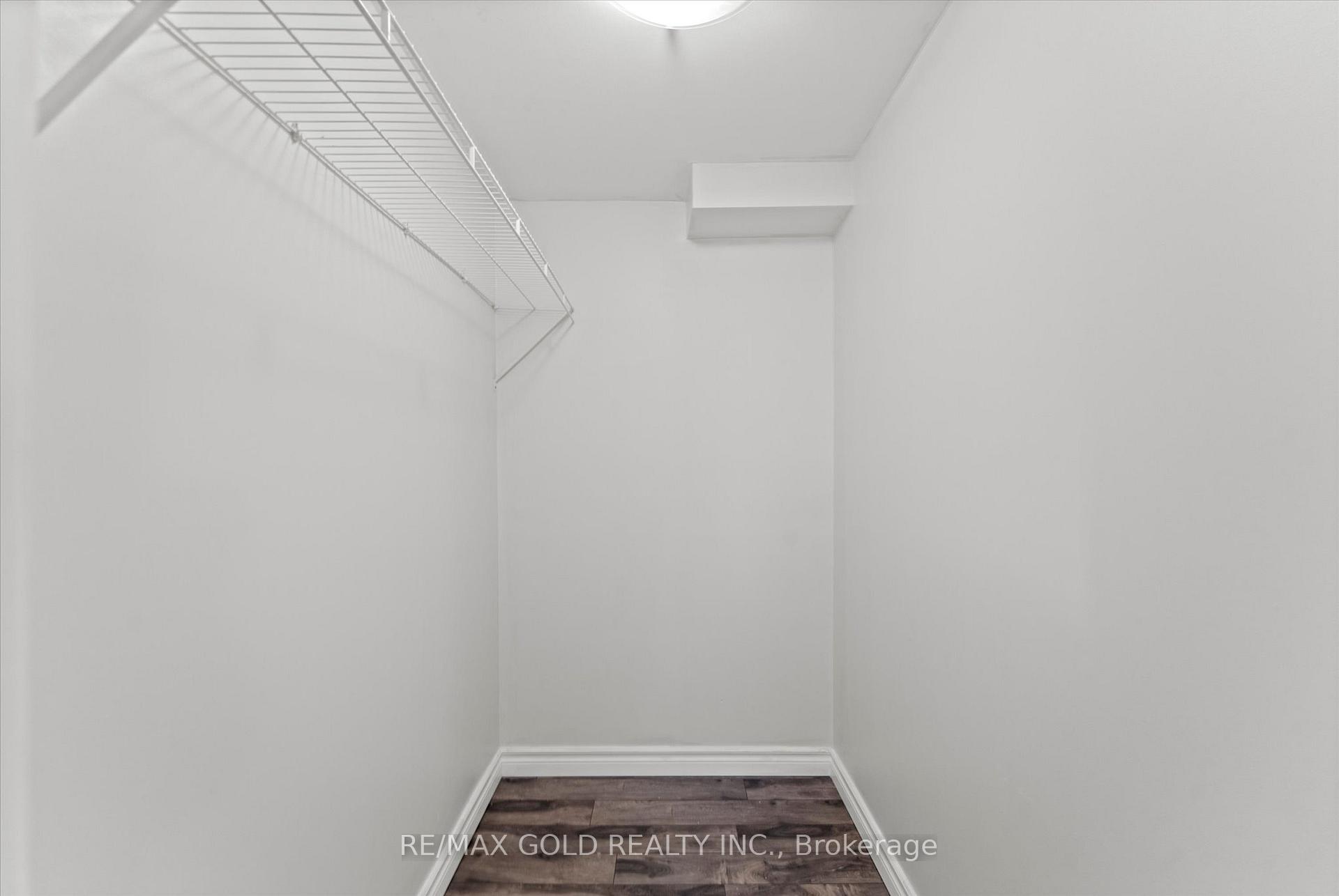 Photo 35 of 3163 Fletcher Crescent, Windsor — HOMEH