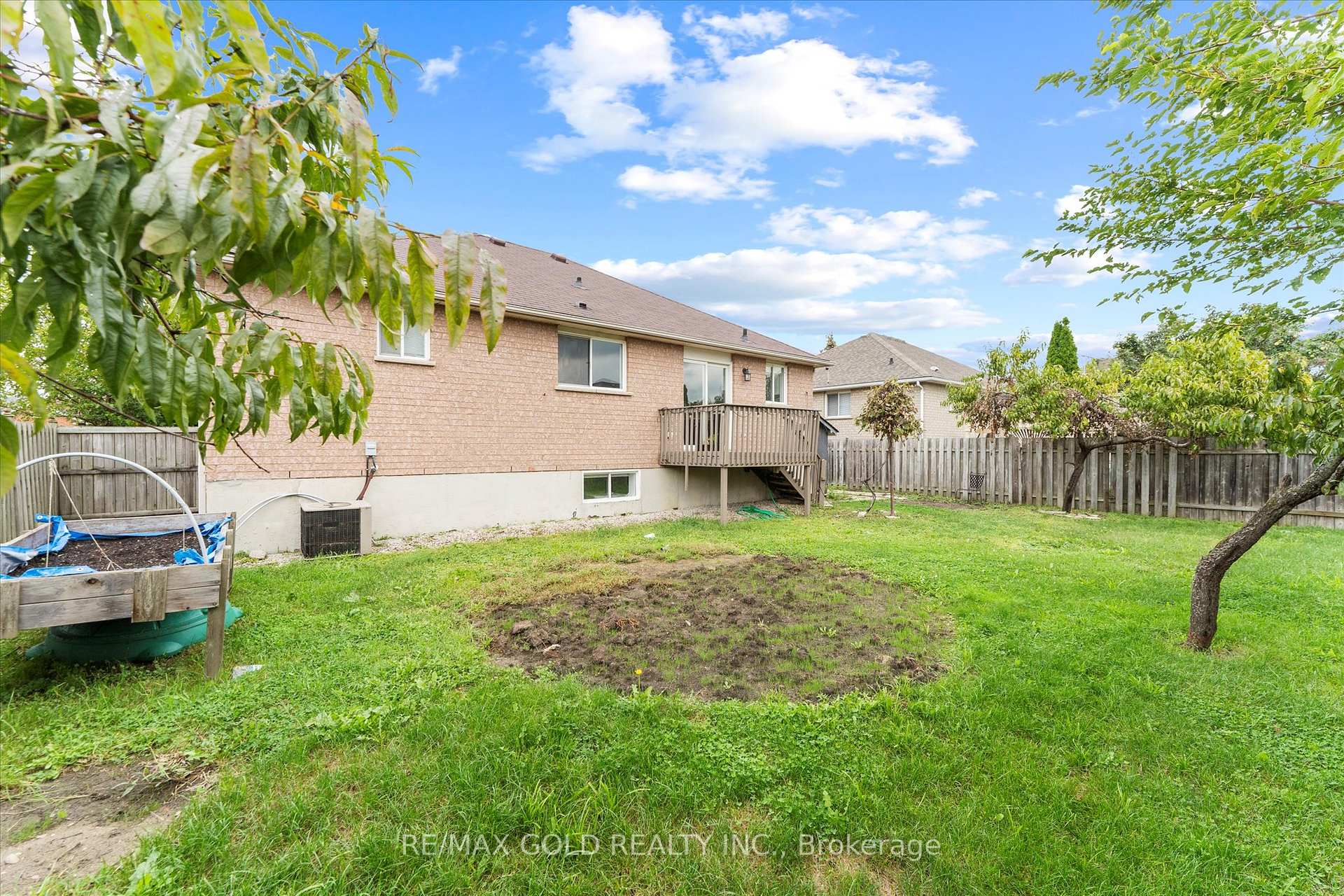 Photo 30 of 3163 Fletcher Crescent, Windsor — HOMEH
